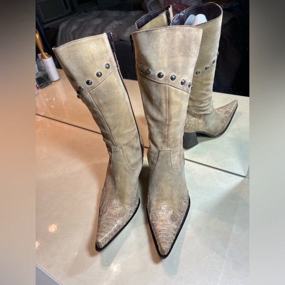Janet & Janet Tan Leather studs & snake skin Distressed Boho Western Boots 36 - Picture 2 of 14